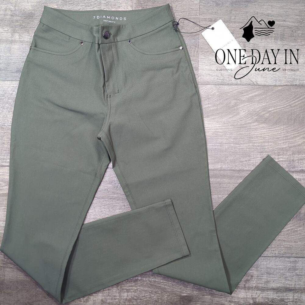 7 Diamonds Infinity Straight Leg Pants Army Green NWT Size 0 (25)
